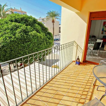 Judith - Modern In Apartment Moraira